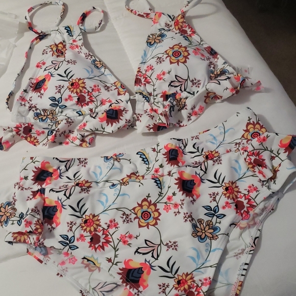 🔥New boutique high waisted swimsuit - Picture 5 of 6